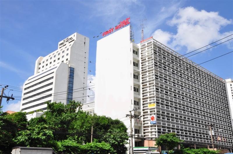 First Hotel Bangkok Exterior photo